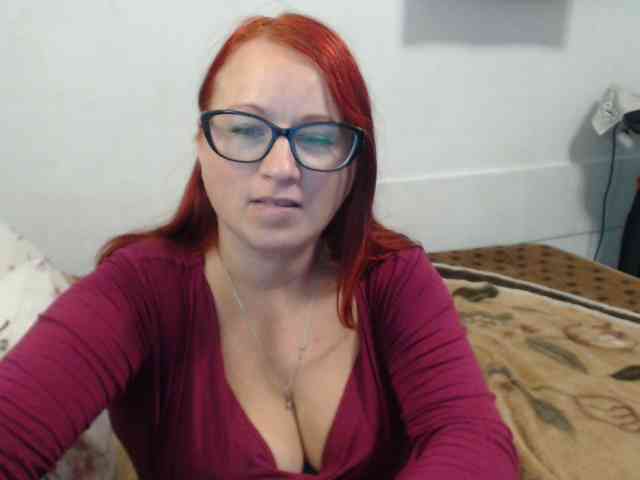 Lilia4joy webcam