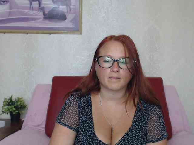 Lilia4joy webcam