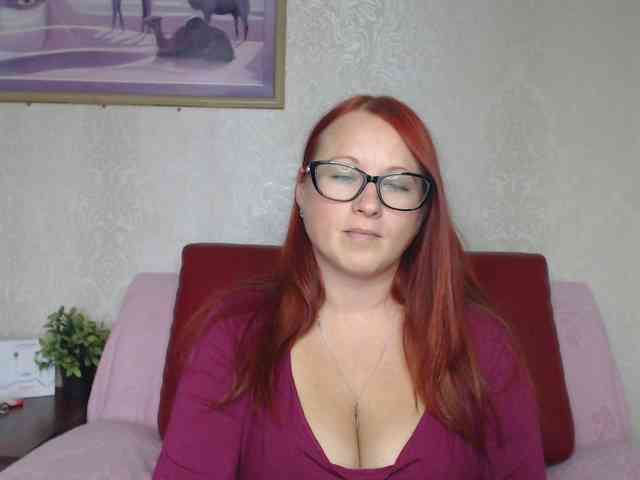 Lilia4joy webcam