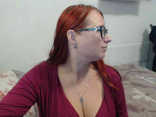 Lilia4joy webcam