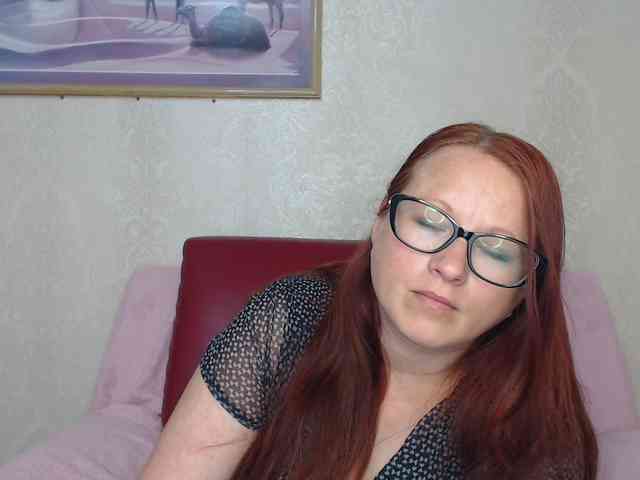 Lilia4joy webcam