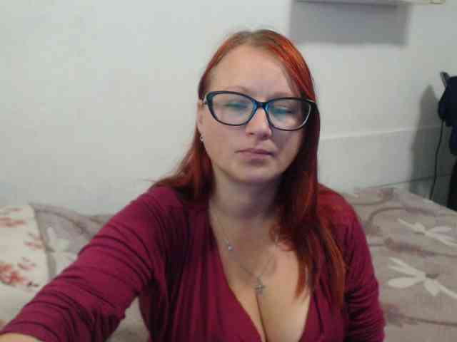 Lilia4joy webcam