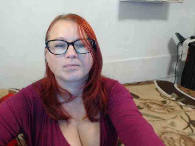 Lilia4joy webcam
