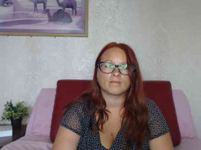 Lilia4joy webcam