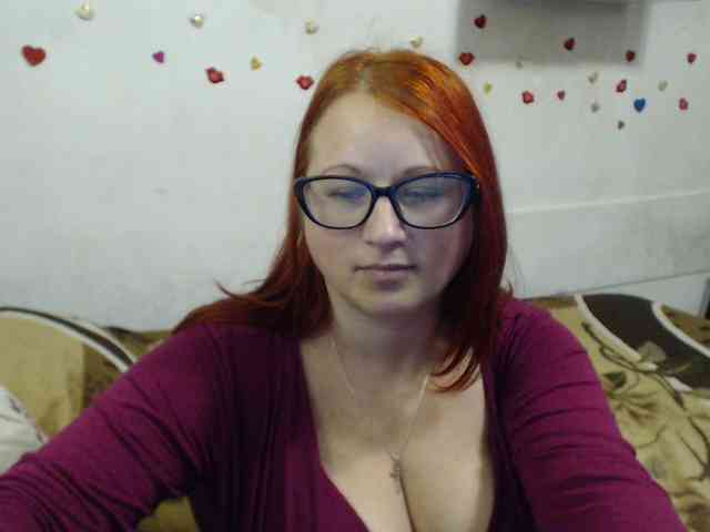 Lilia4joy webcam