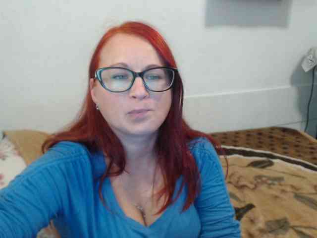 Lilia4joy webcam