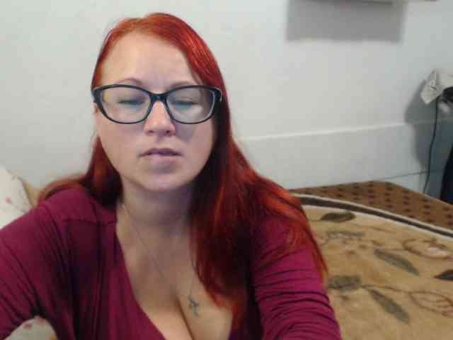 Lilia4joy webcam