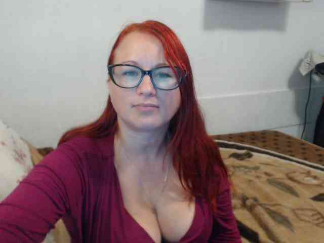 Lilia4joy webcam