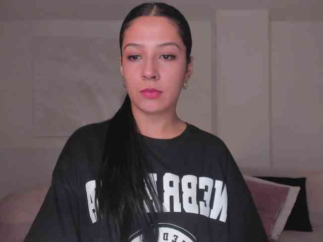 LelaWest webcam