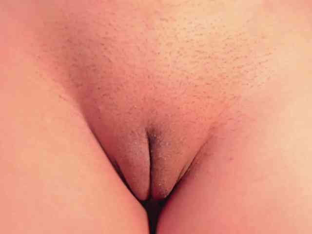 LelaWest webcam