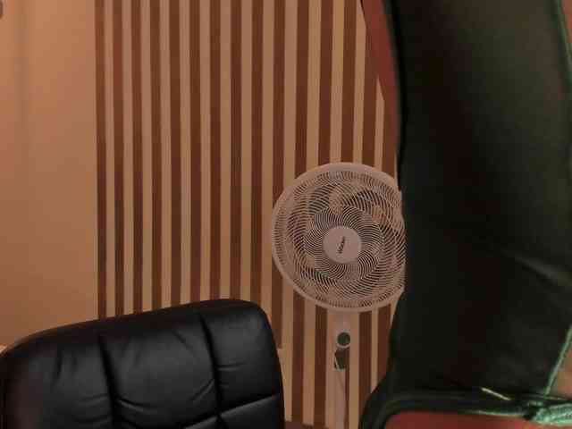 LelaWest webcam