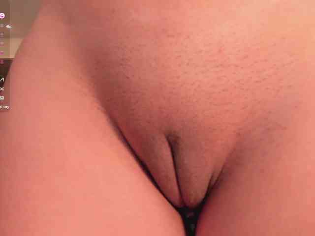 LelaWest webcam