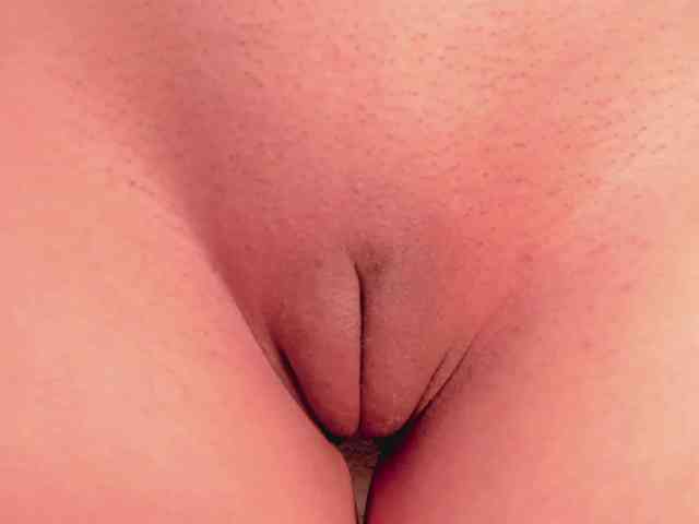 LelaWest webcam