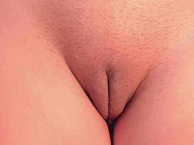 LelaWest webcam