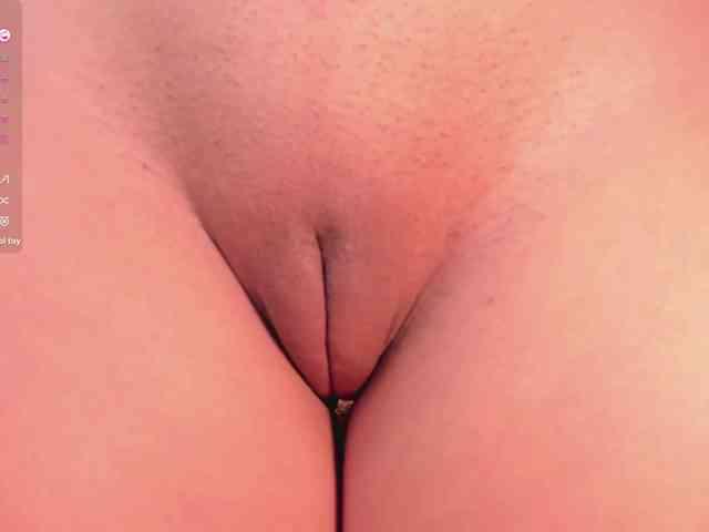 LelaWest webcam