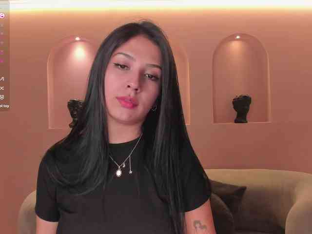 LelaWest webcam