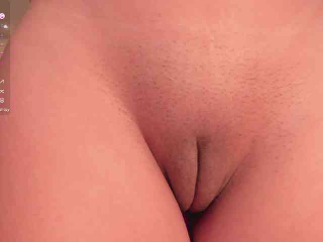 LelaWest webcam