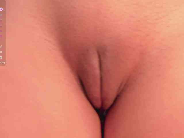 LelaWest webcam