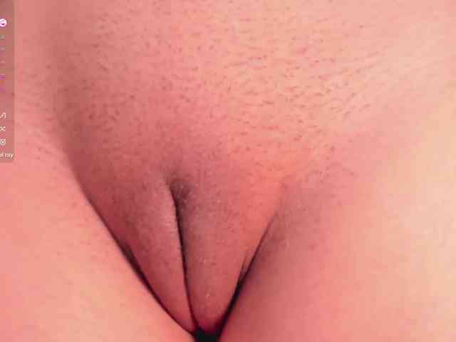 LelaWest webcam
