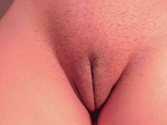 LelaWest webcam