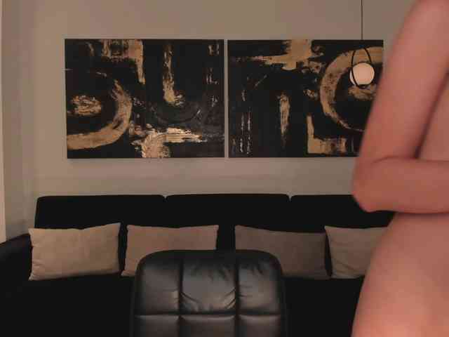 LelaWest webcam