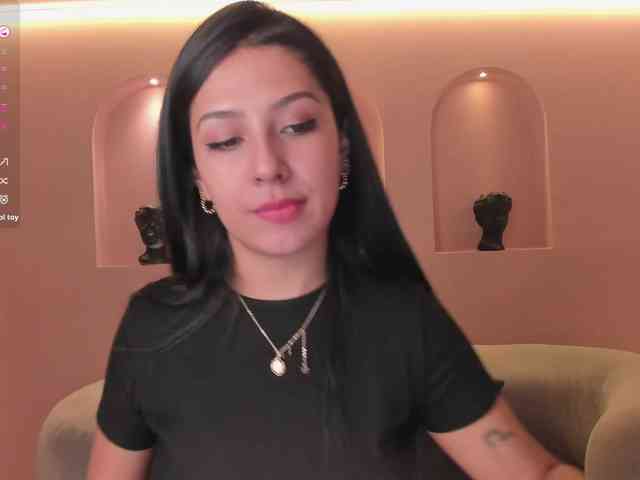 LelaWest webcam