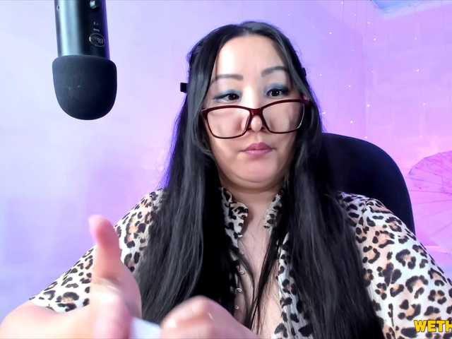  wethoneybee chat room