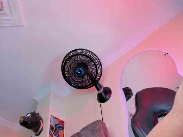 Danielasexya webcam