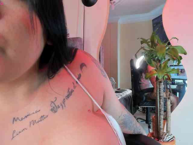 Danielasexya webcam