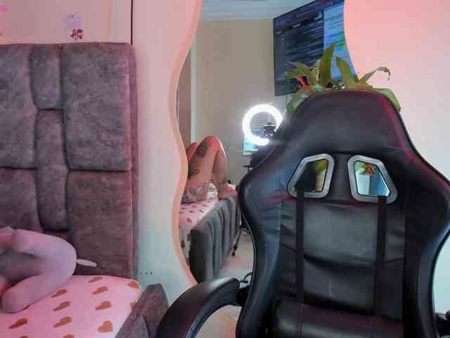 Danielasexya webcam