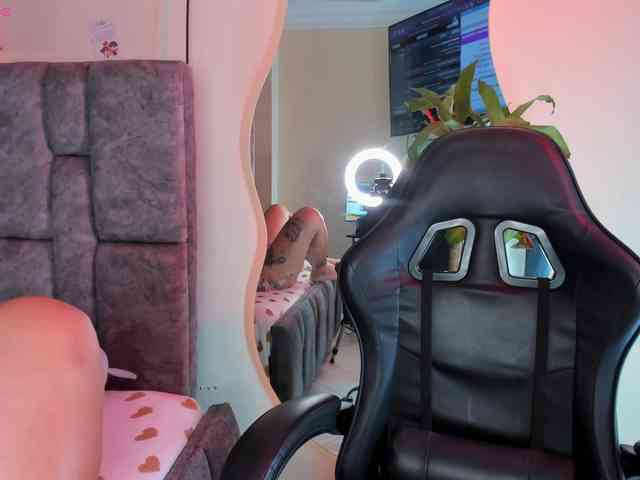 Danielasexya webcam