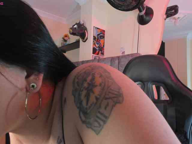 Danielasexya webcam