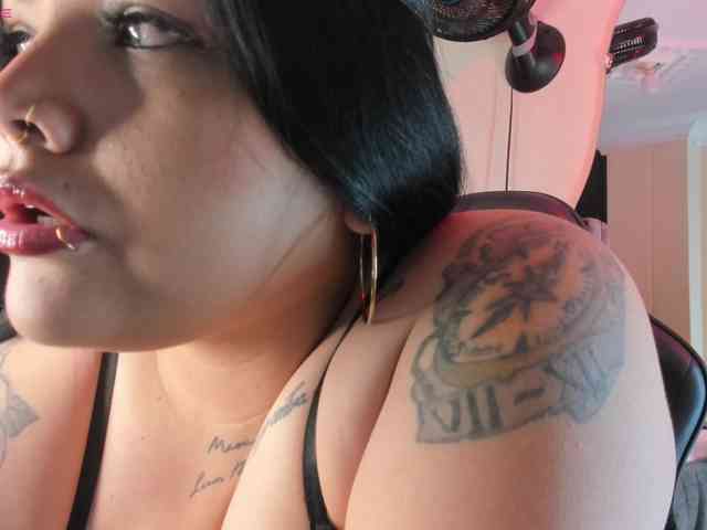 Danielasexya webcam