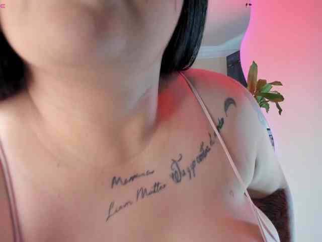 Danielasexya webcam