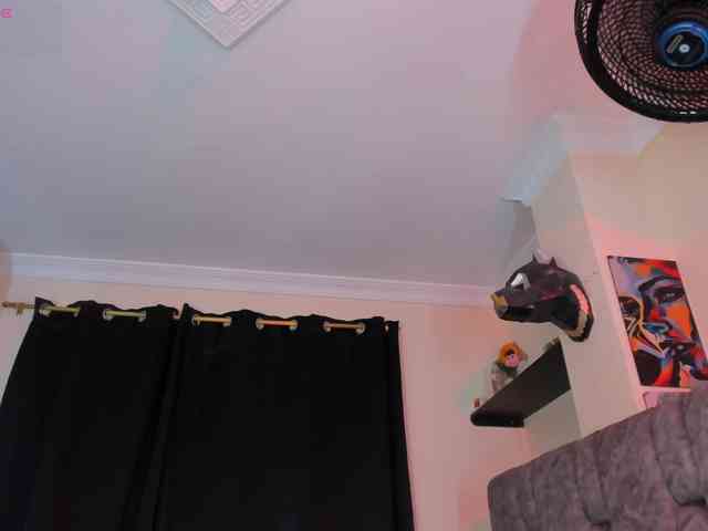 Danielasexya webcam