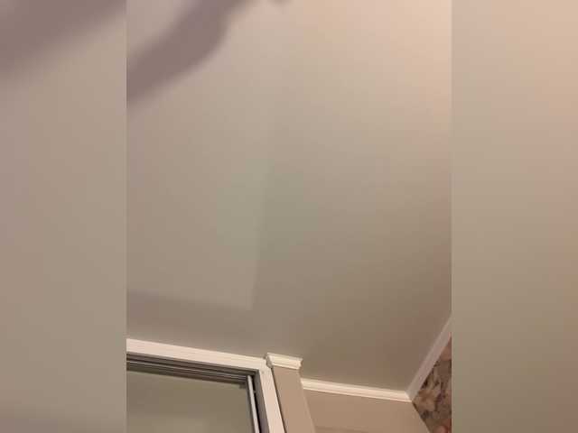 -Bombshell-'s BongaCams show and profile