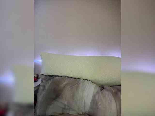 -Bombshell- -Bombshell-