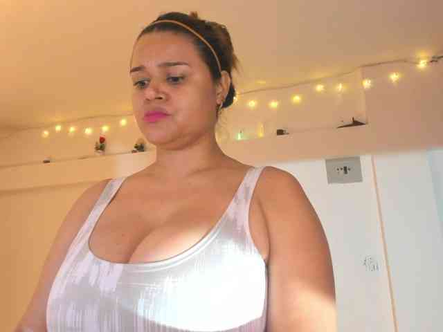 SinthiaCollin webcam