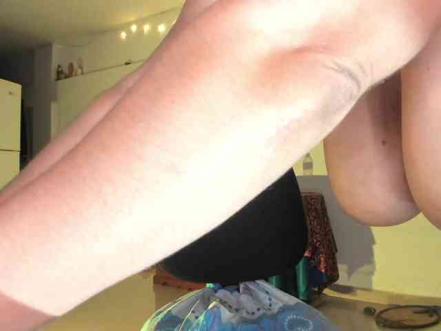 SinthiaCollin webcam