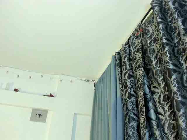 SinthiaCollin webcam