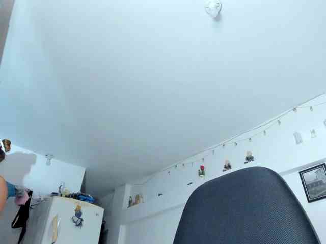 SinthiaCollin webcam