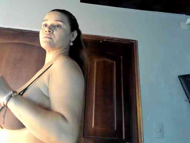 live cam sex SinthiaCollin