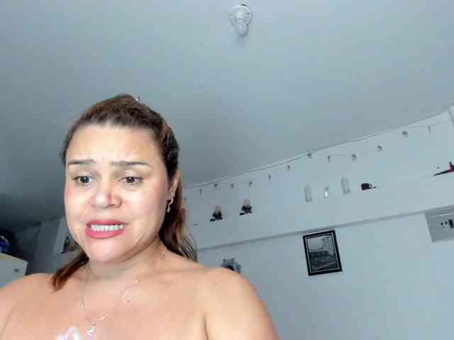 SinthiaCollin webcam