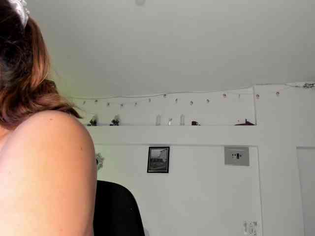 SinthiaCollin webcam