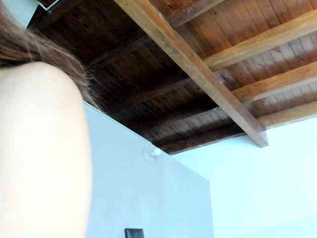SinthiaCollin webcam