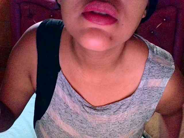 aisha5 webcam