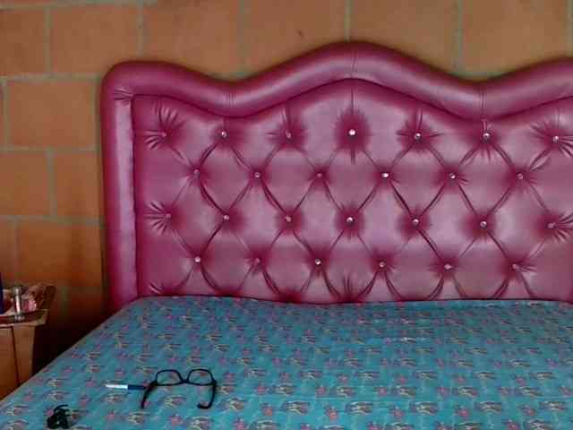 aisha5 webcam