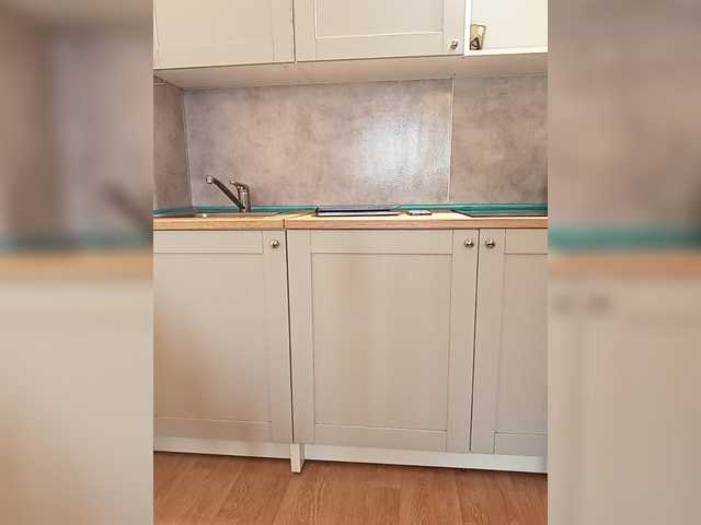 Model555's BongaCams show and profile