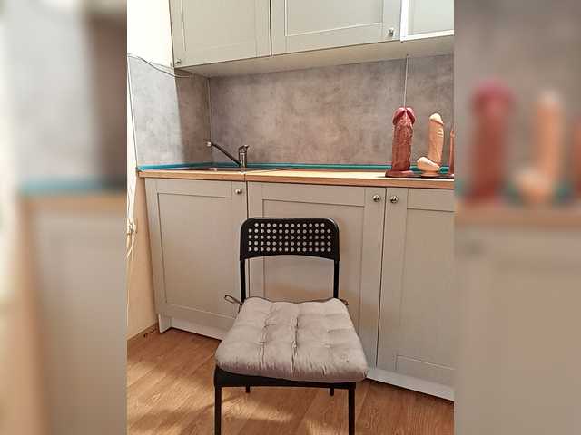 Model555's BongaCams show and profile