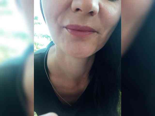 KonFeetaa webcam